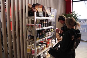 10 reps gym events product on shelfs